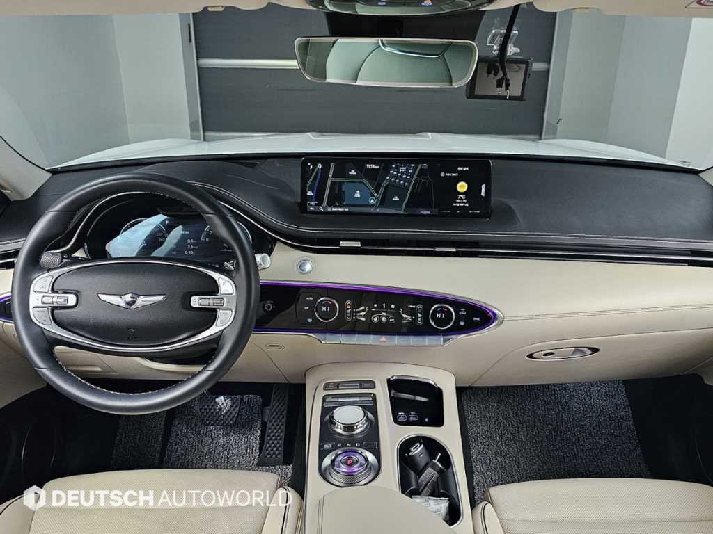 Genesis GV70 - Vista 7