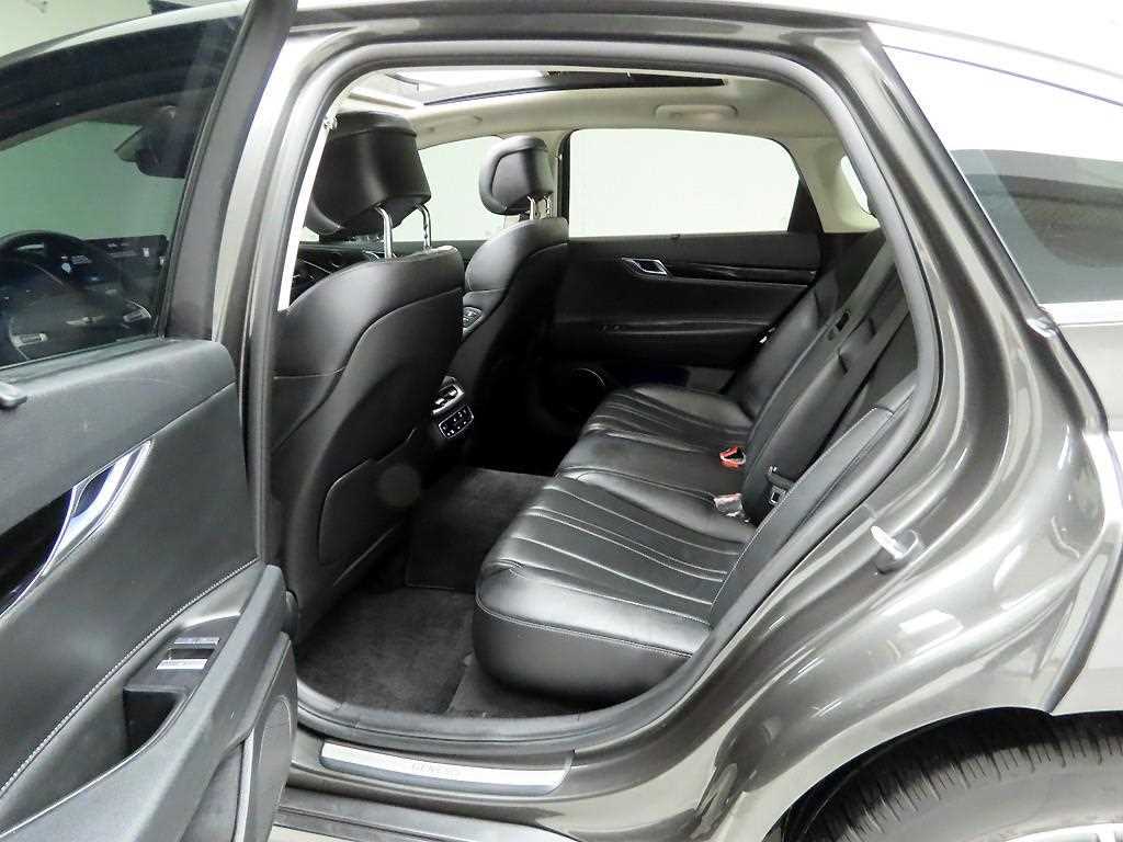 Genesis G80 - Vista 12