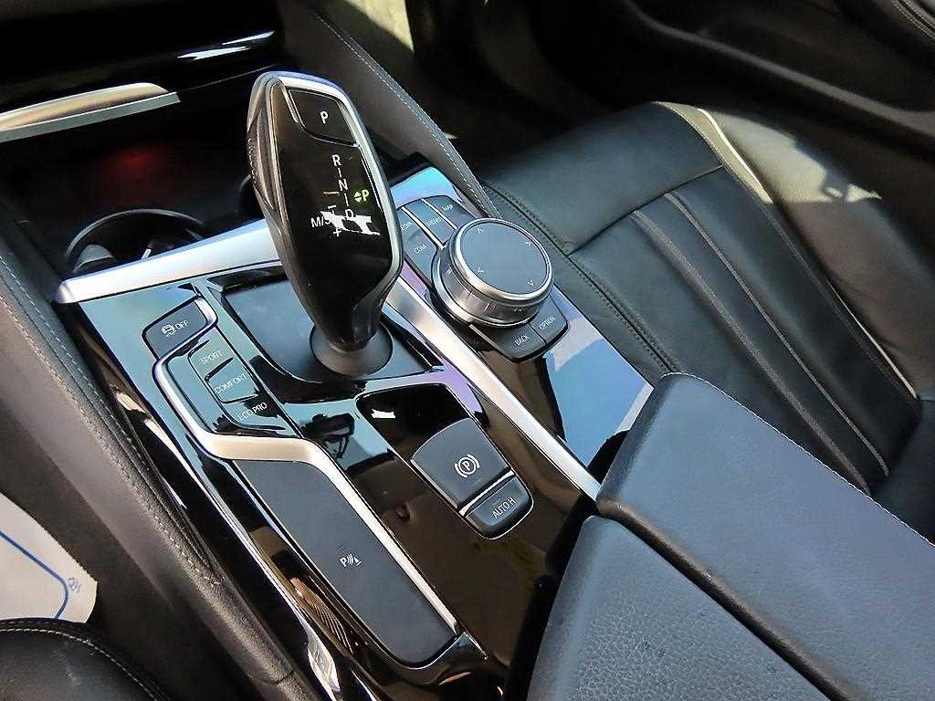 BMW 5 Series - Vista 11