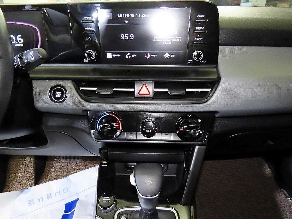 KIA Seltos - Vista 11