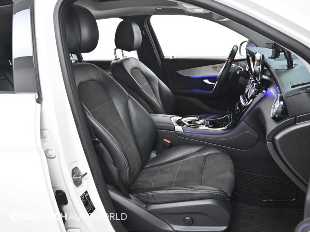 Mercedes Benz GLC Class - Vista 10