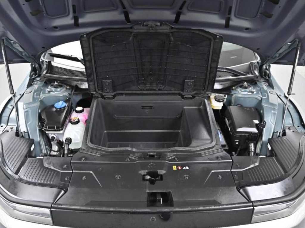 HYUNDAI Ioniq 5 - Vista 6