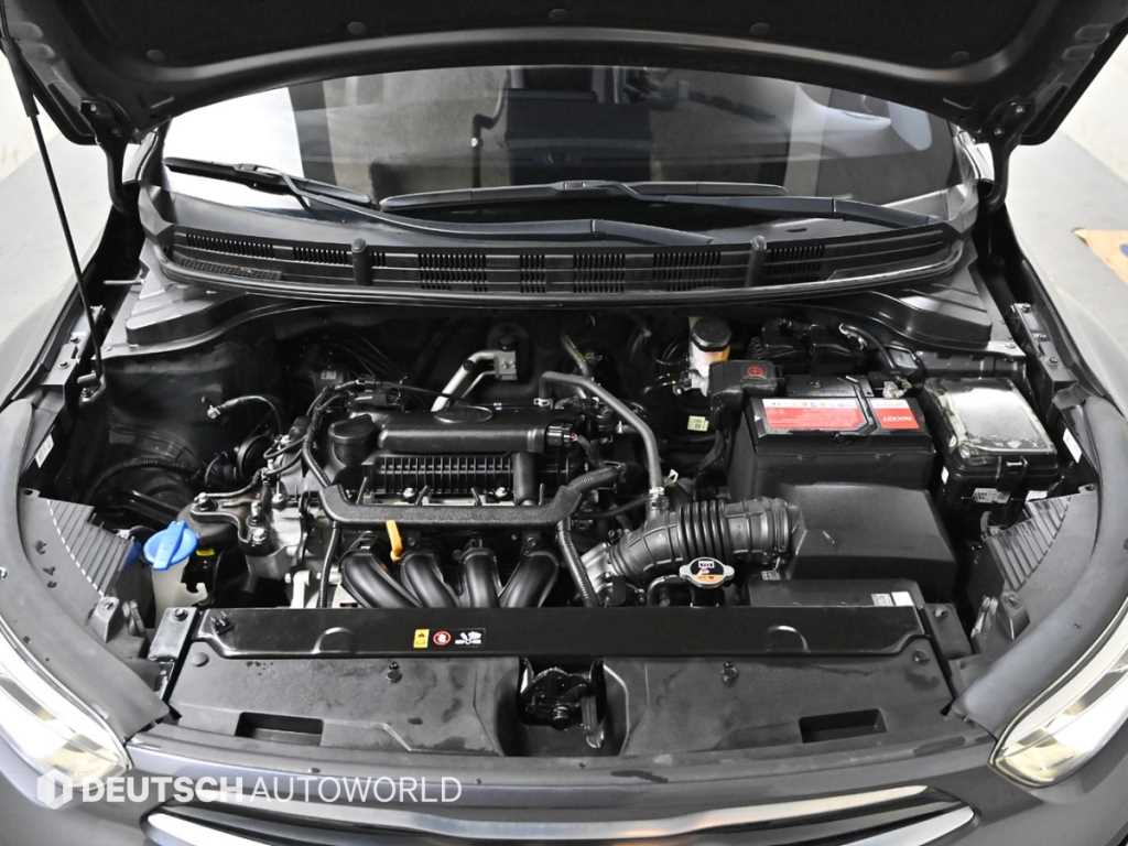 KIA Stonic - Vista 6