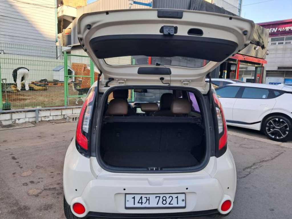 KIA Soul 2015 the color of pearl - Importación desde Corea - HF Imports Iquique - Foto 17