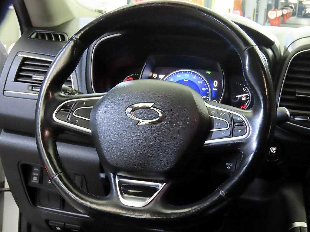 SAMSUNG QM6 - Vista 8