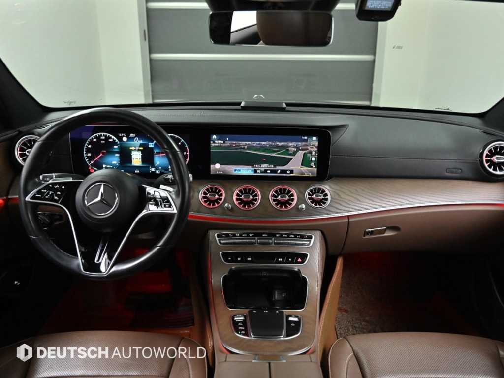 Mercedes Benz E class - Vista 7