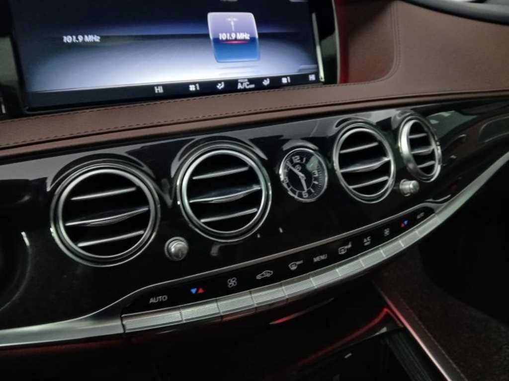 Mercedes Benz S Class - Vista 12