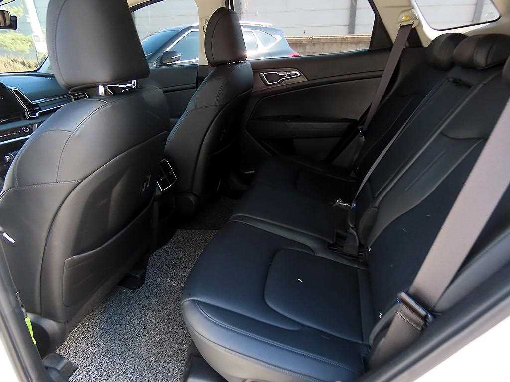 KIA Sportage - Vista 6