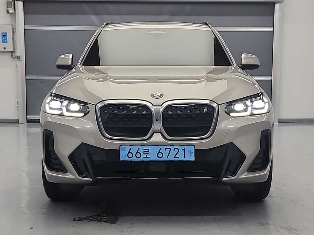 BMW iX3 2024 Plateado - Importación desde Corea - HF Imports Iquique - Foto 1