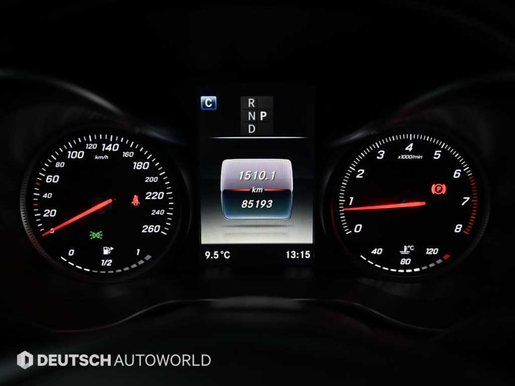 Mercedes Benz GLC Class - Vista 8