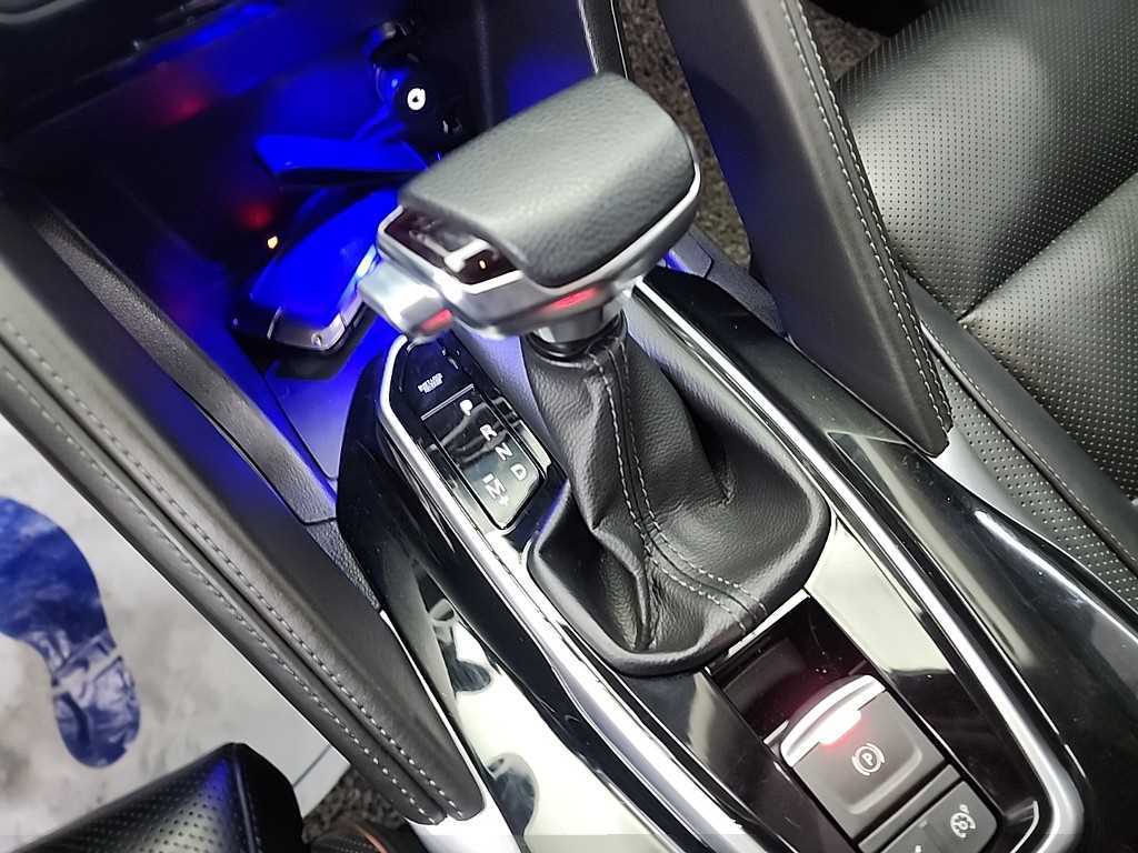 SAMSUNG QM6 - Vista 8