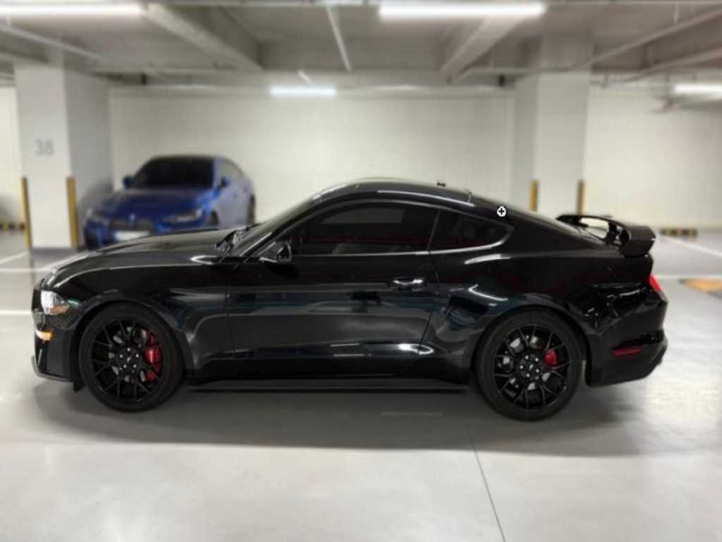 Ford Mustang - Vista 4