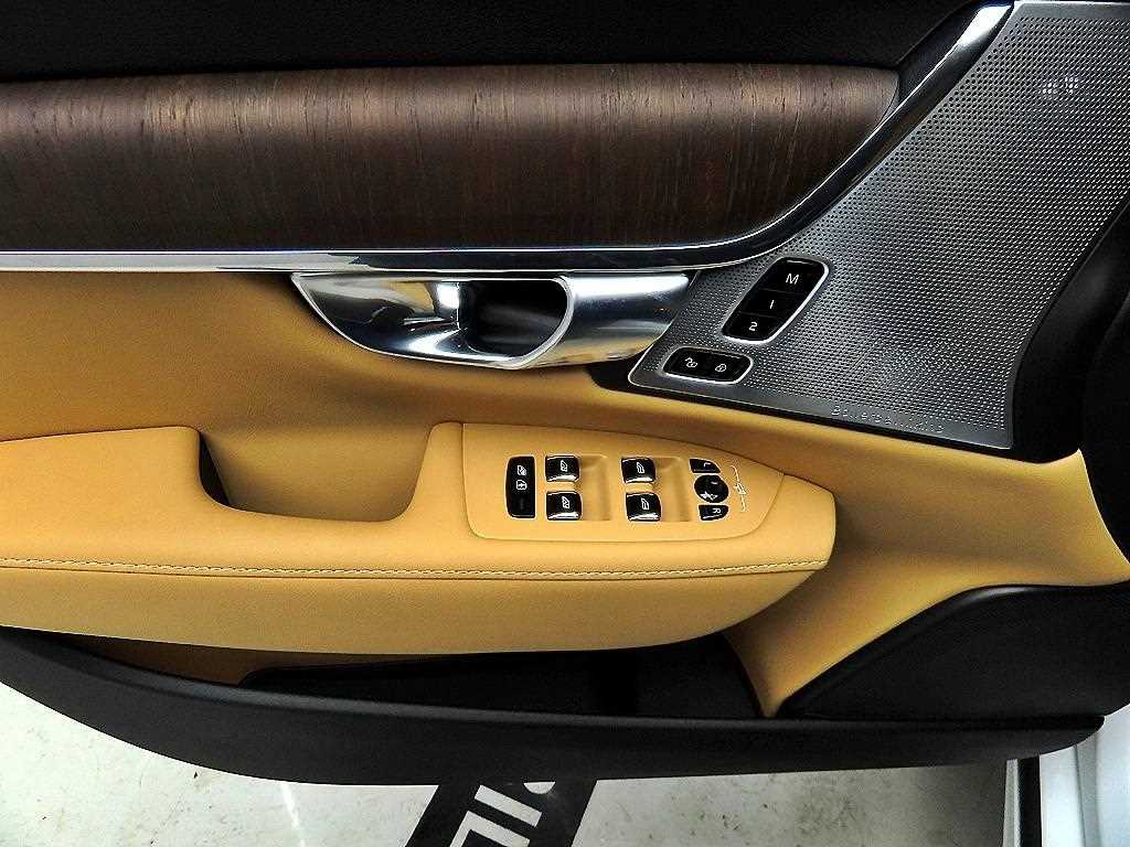 Volvo S90 - Vista 11