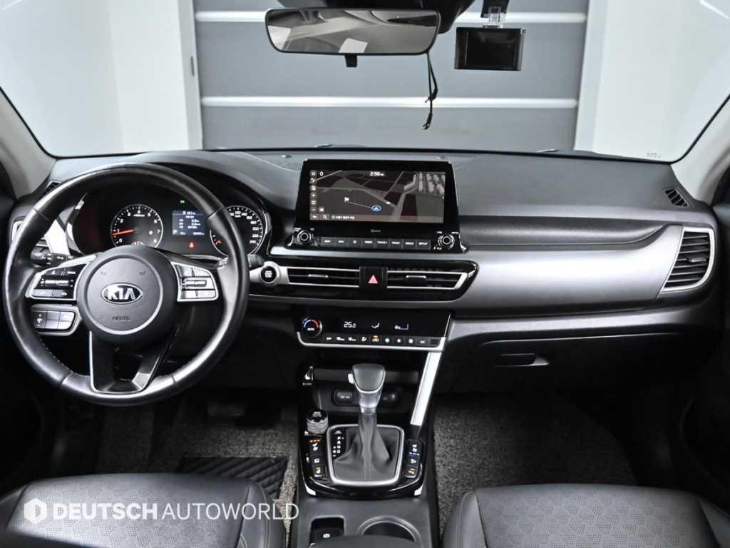 KIA Seltos - Vista 7