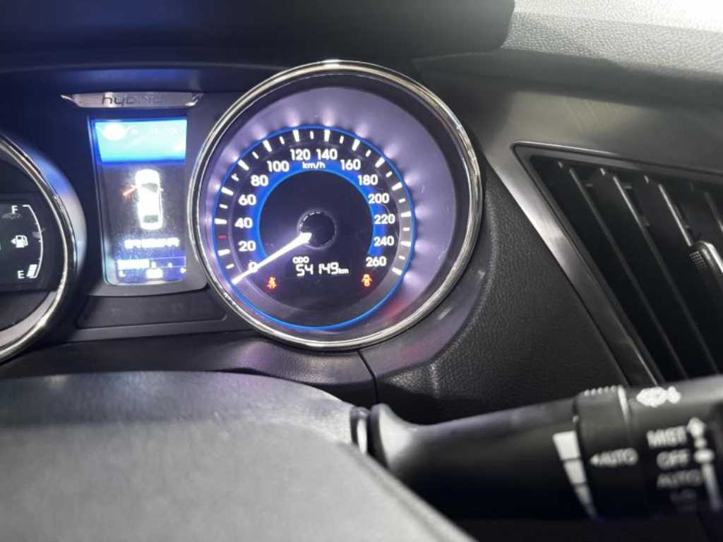 HYUNDAI Sonata - Vista 5