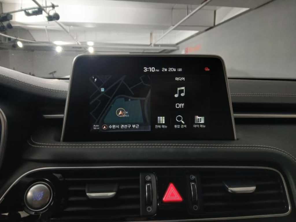 Genesis G70 - Vista 11