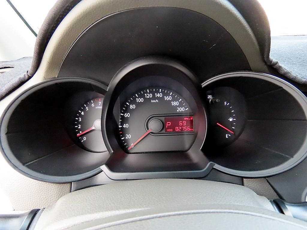 KIA Morning - Vista 9