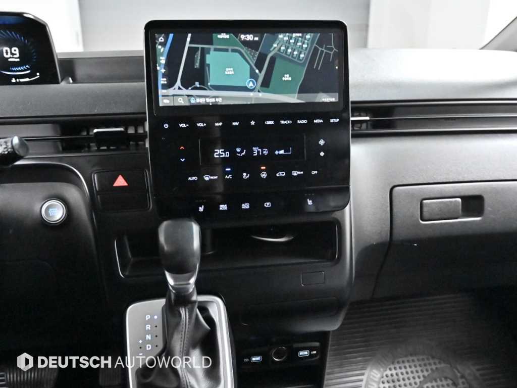 HYUNDAI Staria 2022 Gris - Importación desde Corea - HF Imports Iquique - Foto 14