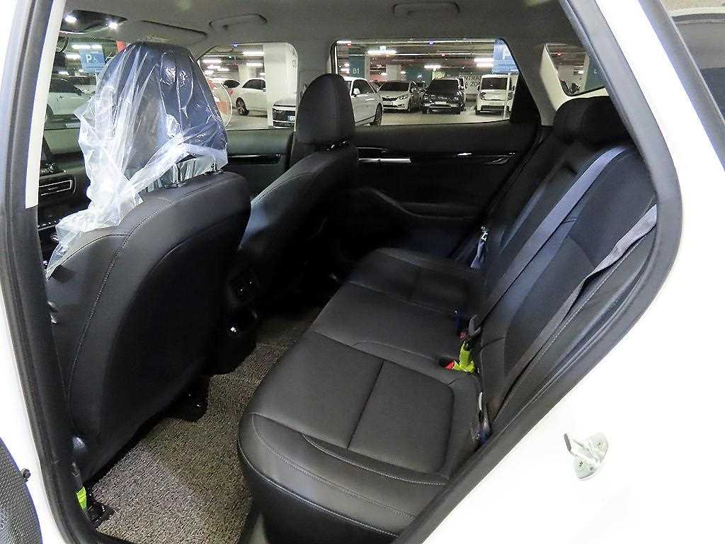 KIA Seltos - Vista 7