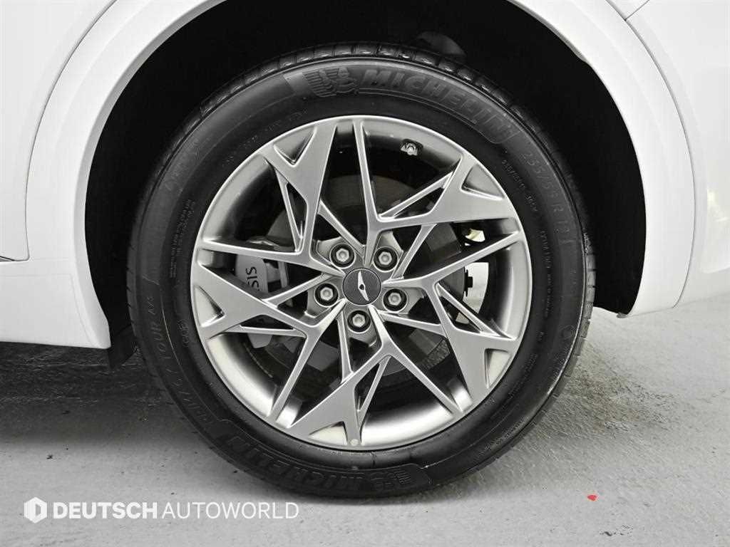 Genesis GV70 - Vista 5