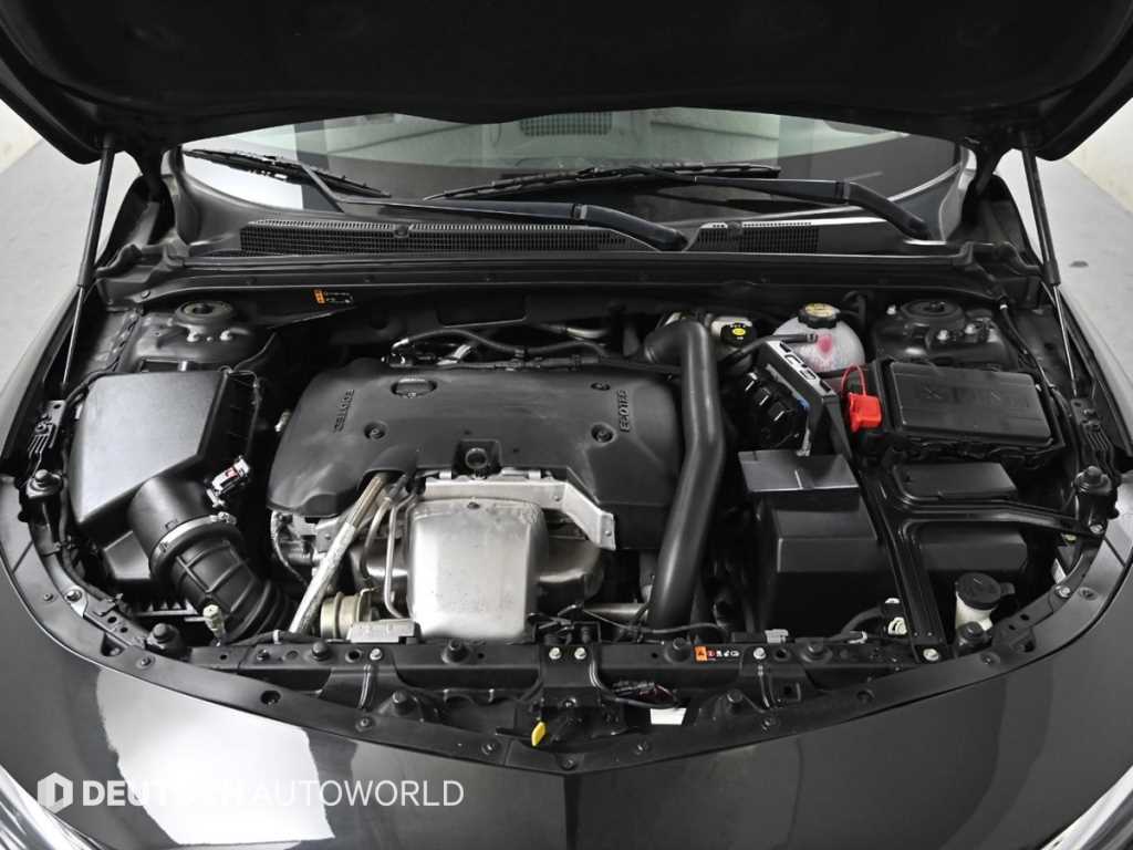 Chevrolet Malibu - Vista 6