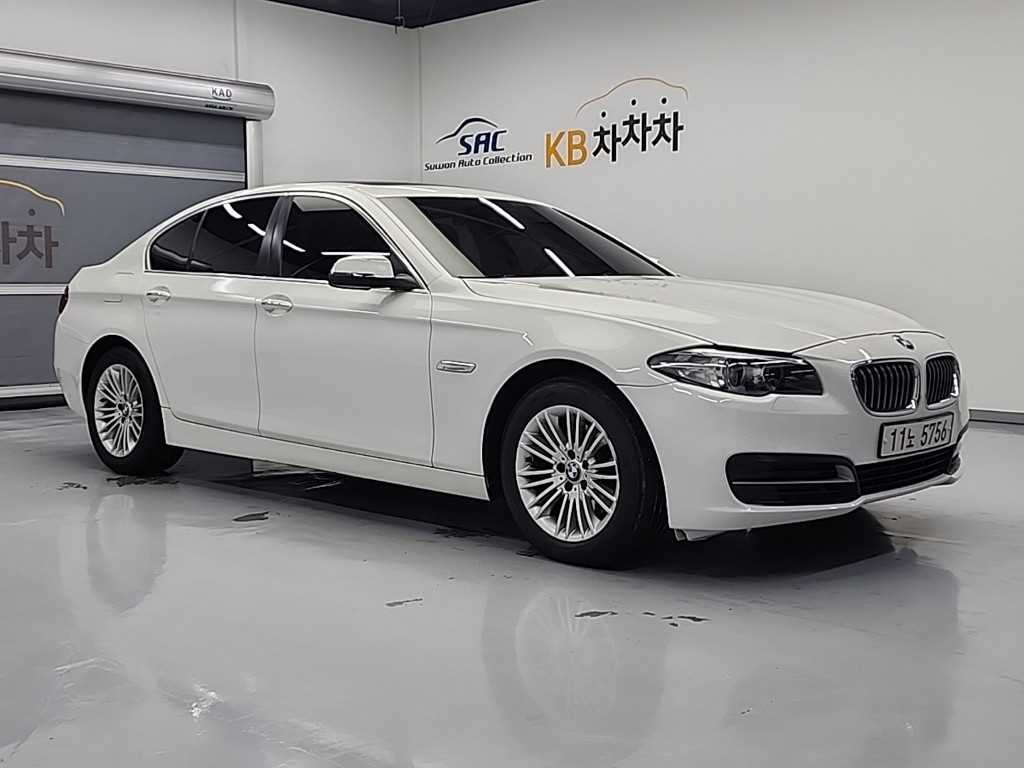 BMW 5 Series - Vista 4