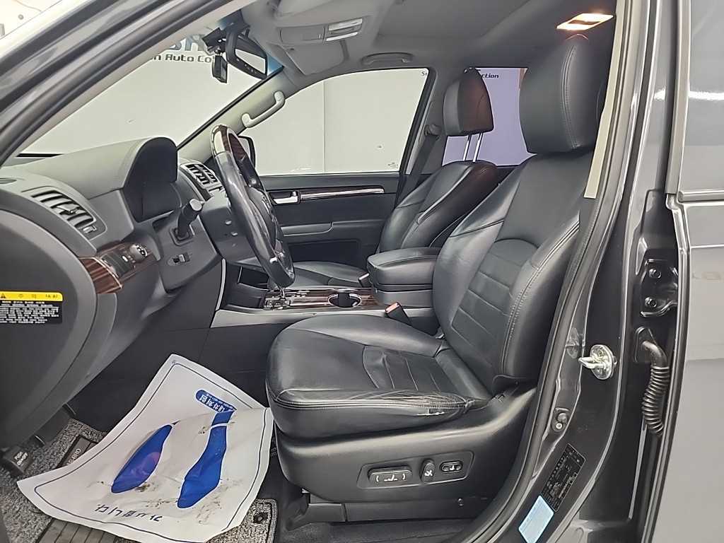 KIA Mohave - Vista 11