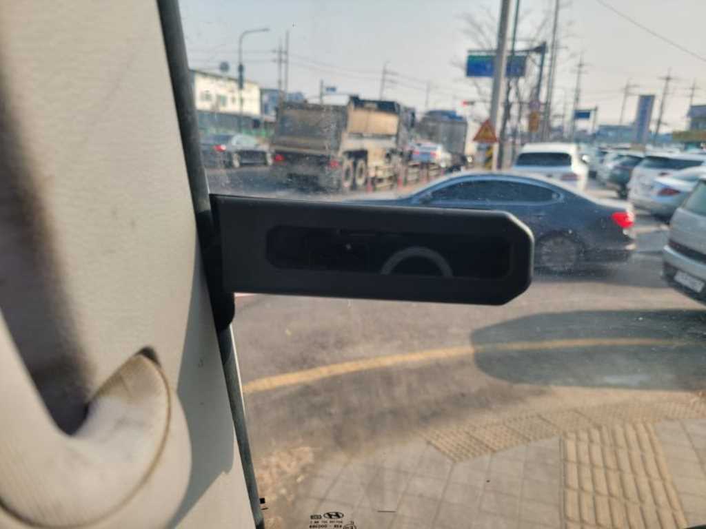 medium and large cargo truck - Vista 12