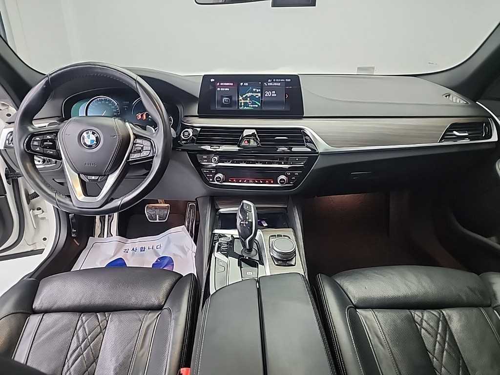 BMW 5 Series - Vista 7