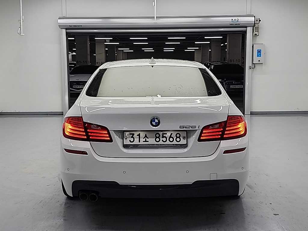 BMW 5 Series - Vista 3