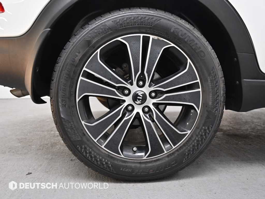 KIA Sportage - Vista 5