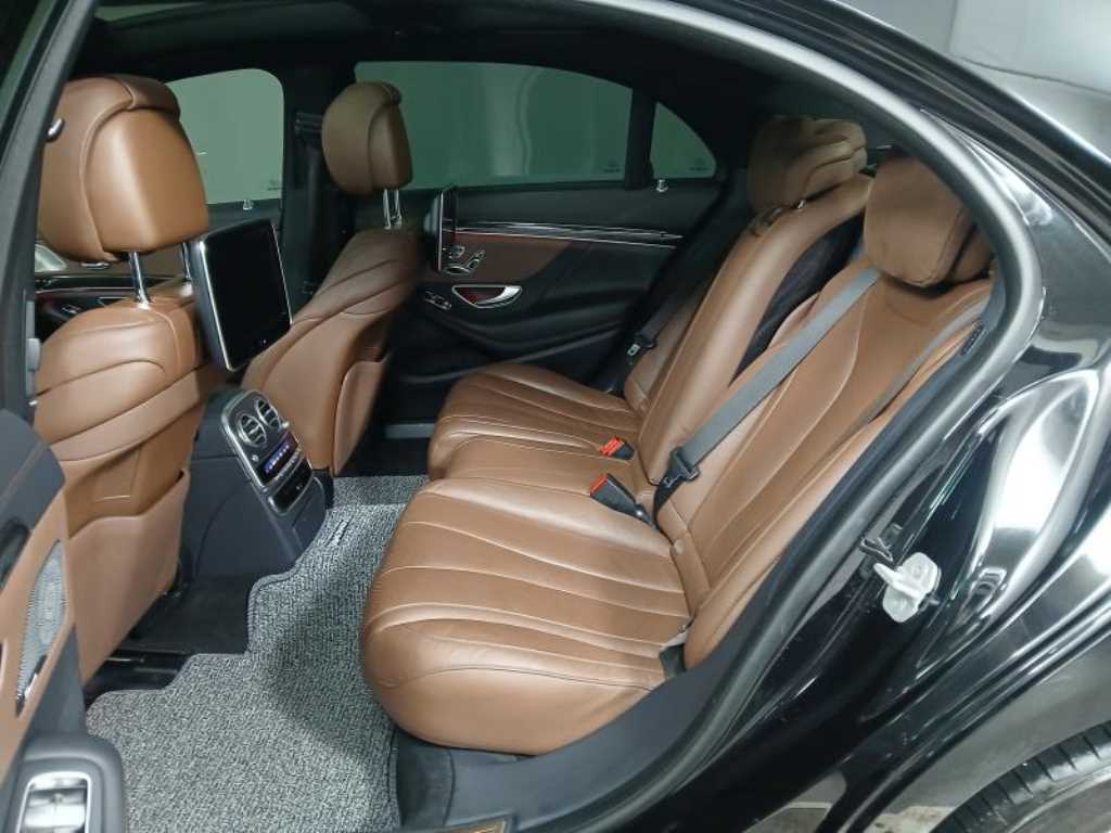 Mercedes Benz S Class - Vista 7