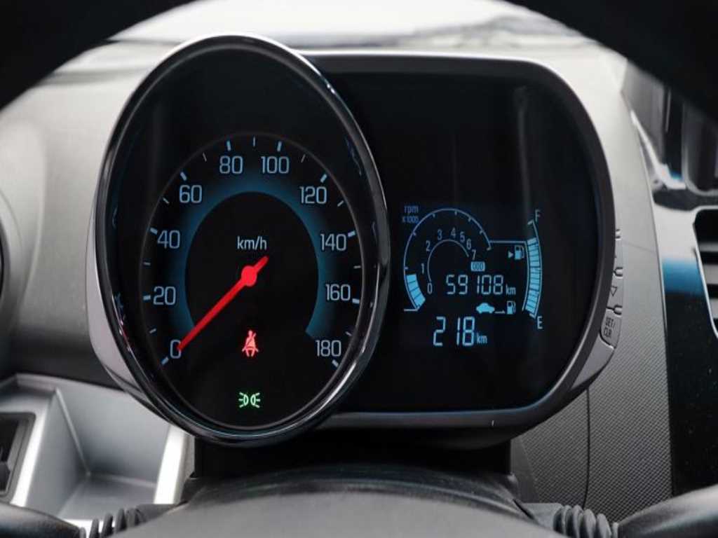 Chevrolet Spark - Vista 12