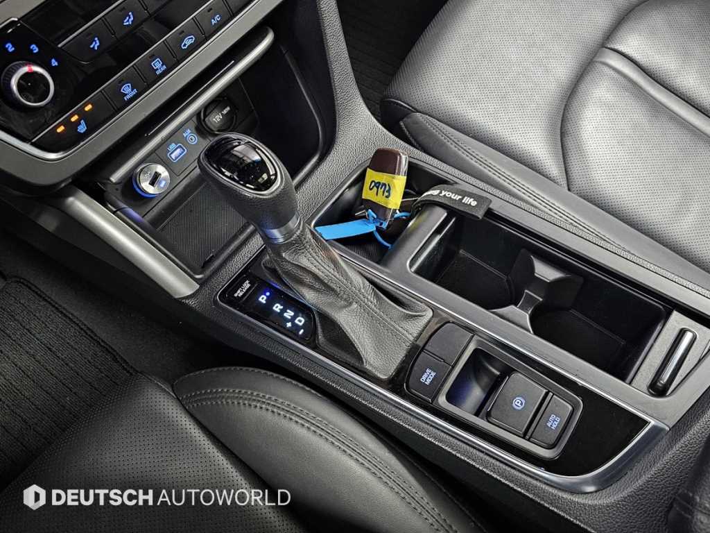 HYUNDAI Sonata - Vista 9