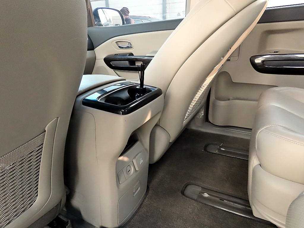 KIA Carnival 2016 Gris - Importación desde Corea - HF Imports Iquique - Foto 15