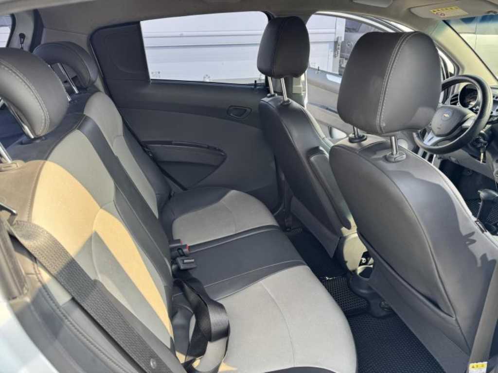 Chevrolet Spark - Vista 8