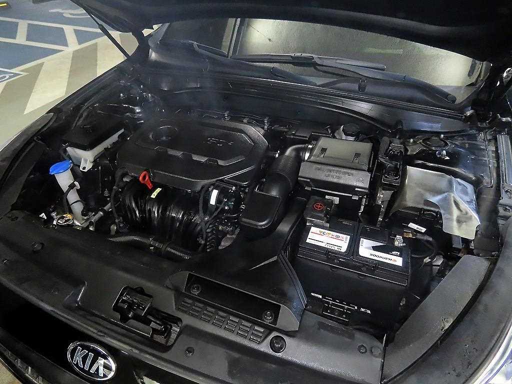 KIA K7 2017 Negro - Importación desde Corea - HF Imports Iquique - Foto 19