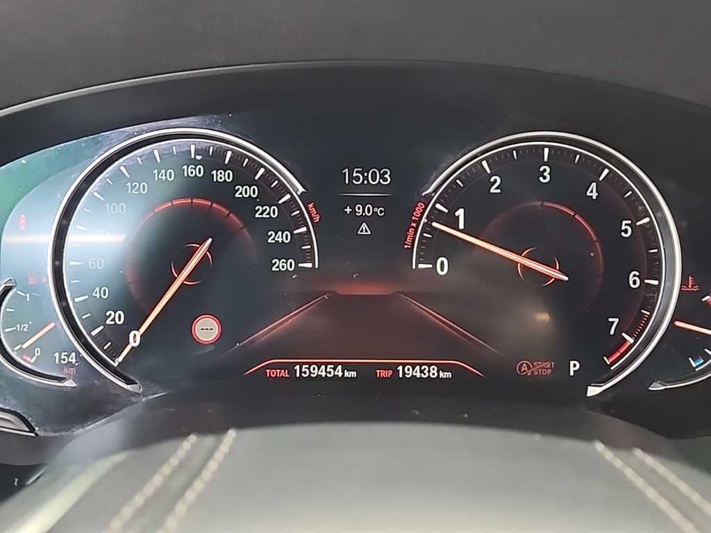 BMW 5 Series - Vista 6