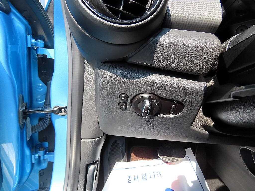 Mini Cooper - Vista 12