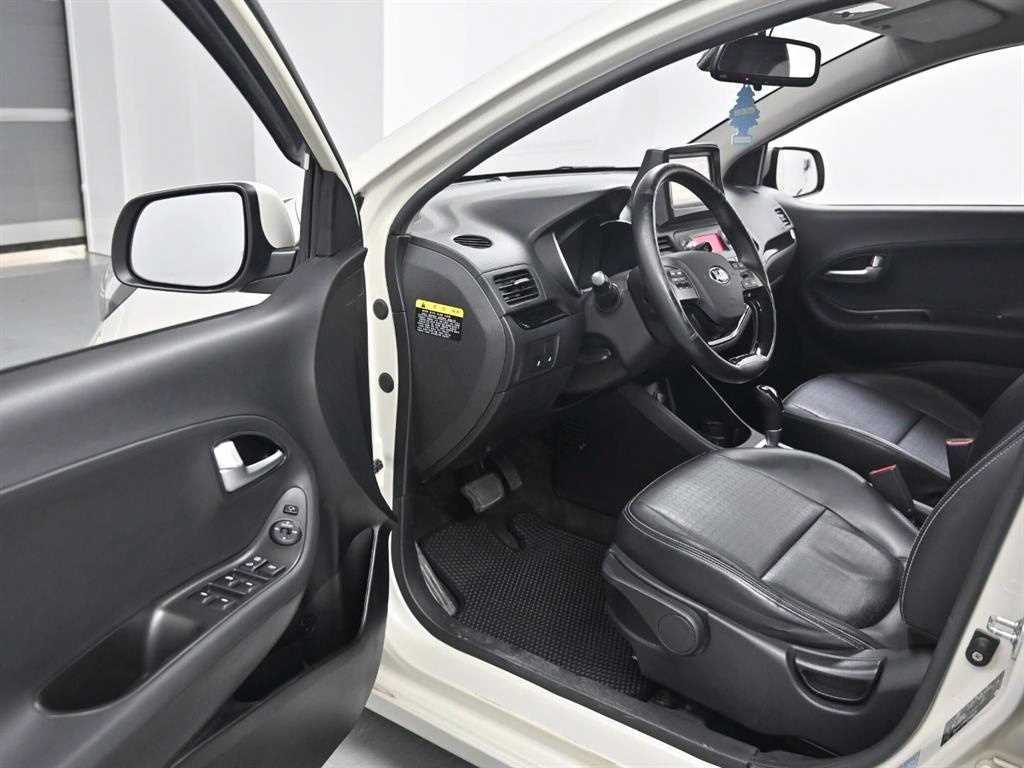 KIA Morning - Vista 11