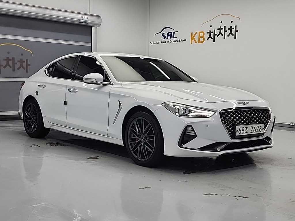 Genesis G70 - Vista 4