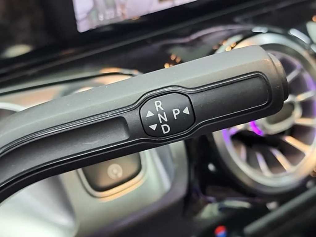 Mercedes Benz GLB Class - Vista 8