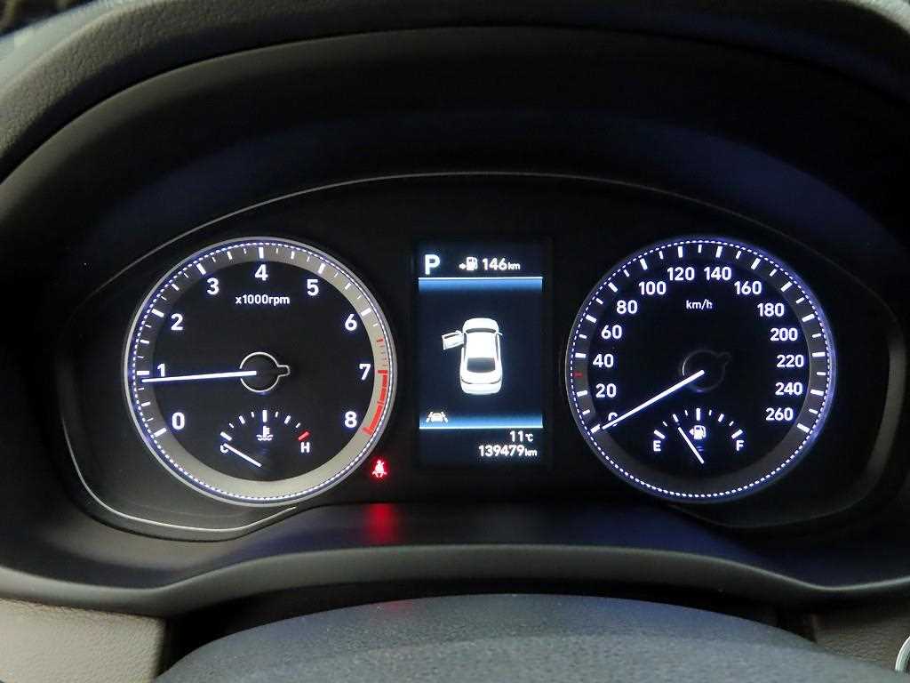 HYUNDAI Grandeur - Vista 6