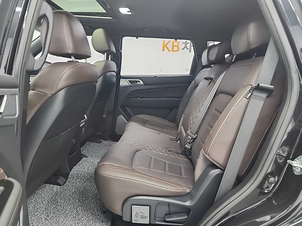 Ssangyong Rexton 2023 Negro - Importación desde Corea - HF Imports Iquique - Foto 13
