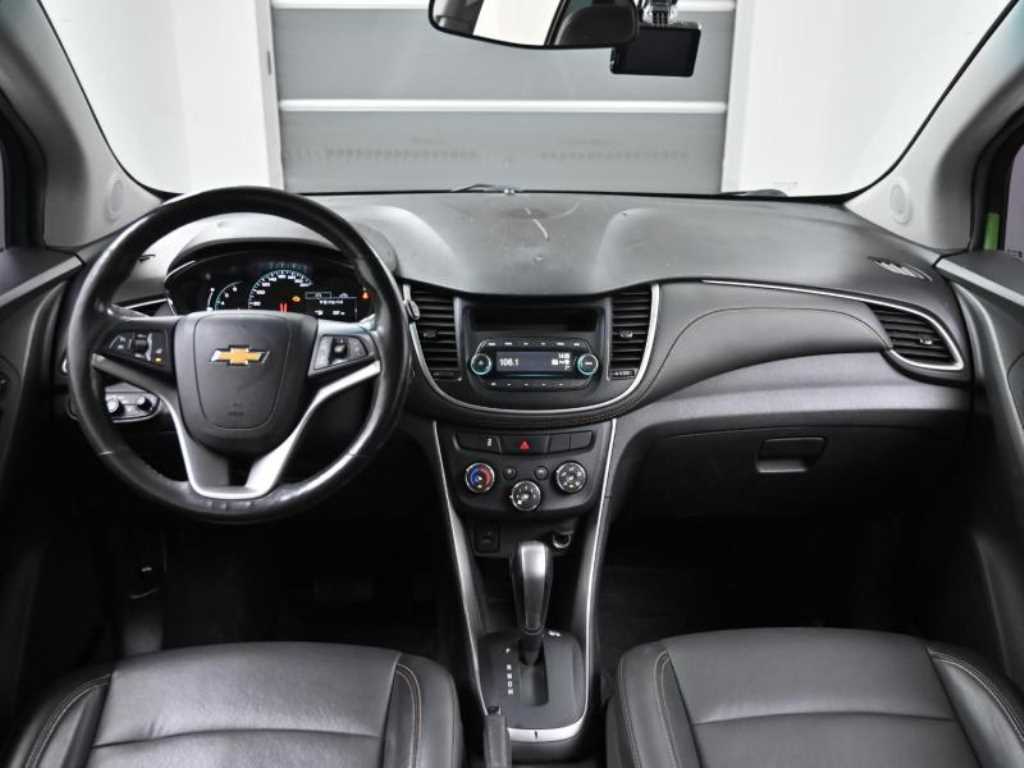 Chevrolet Trax - Vista 7