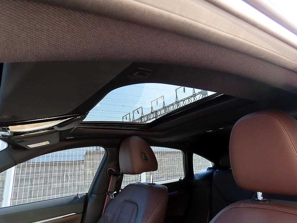 BMW i4 2022 Verde - Importación desde Corea - HF Imports Iquique - Foto 17