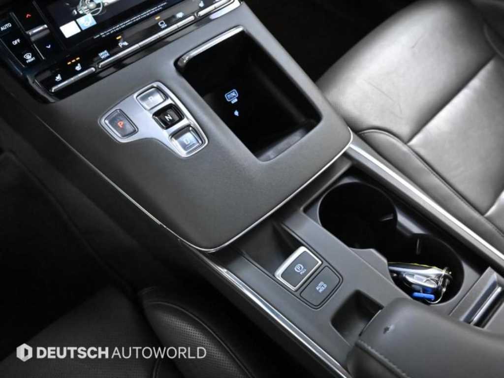 HYUNDAI Grandeur - Vista 9