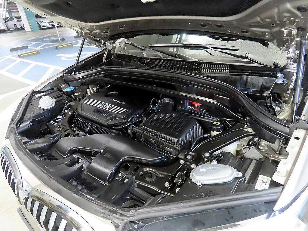 BMW X1 2021 the color of pearl - Importación desde Corea - HF Imports Iquique - Foto 19