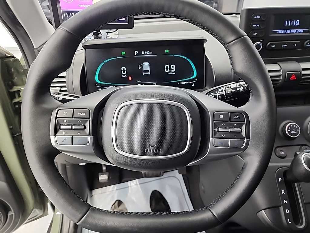 HYUNDAI Casper - Vista 9