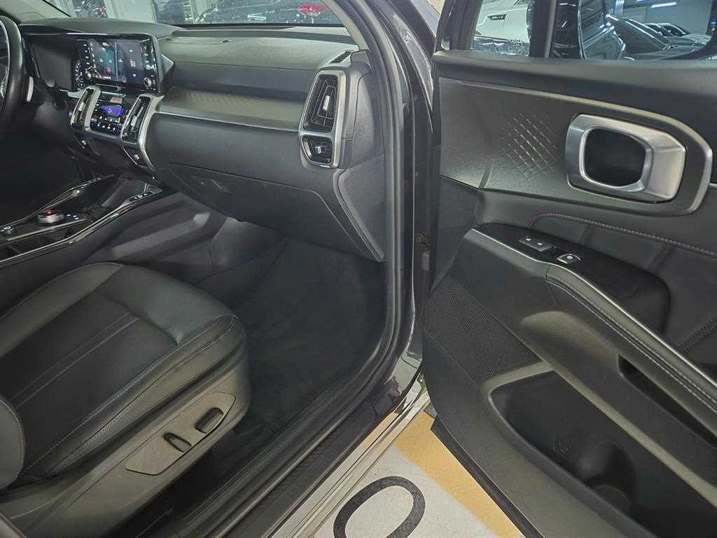 KIA Sorento - Vista 10